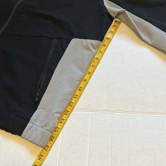 The North Face jacket - Picture 12 of 15